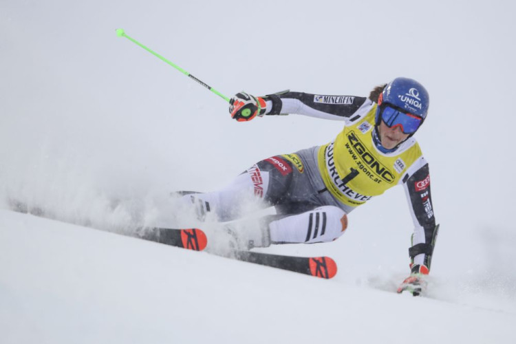 Petra Vlhová vyhrala 1. kolo obrovského slalomu v Courcheveli, pozrite si jej jazdu (VIDEO)