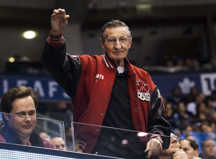 Zomrel Walter Gretzky, otec legendárneho Waynea