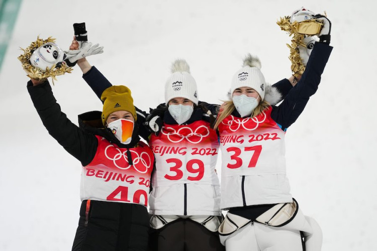 Zimná olympiáda Peking NEDEĽA súhrn dnes ONLINE